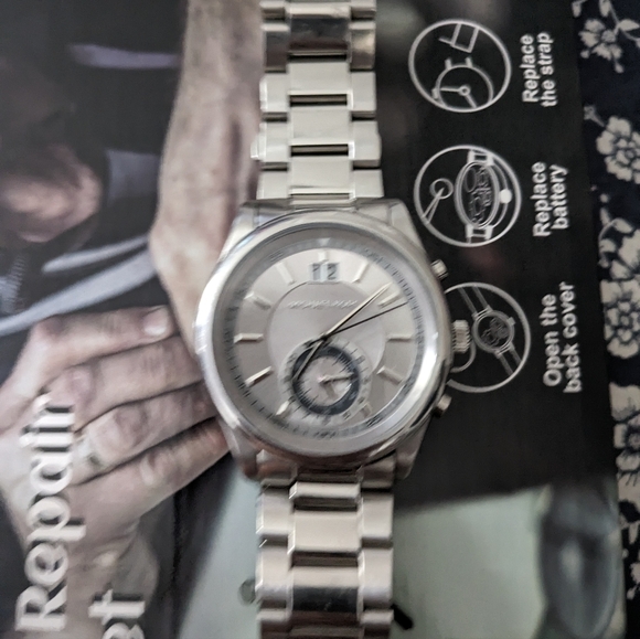 Michael kors men watch 42mm - Picture 14 of 14